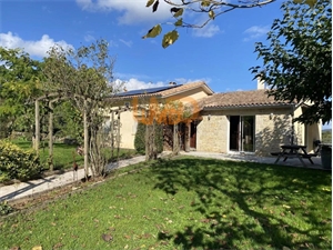 propriete à la vente -   12200  LA ROUQUETTE, surface 146 m2 vente propriete - UBI477695276